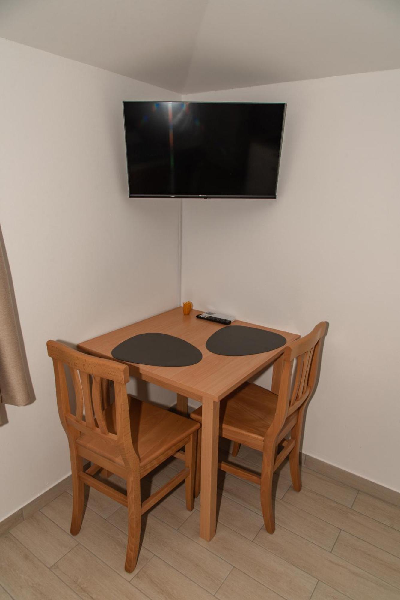 Apartmaji Tinta Kanal Екстер'єр фото