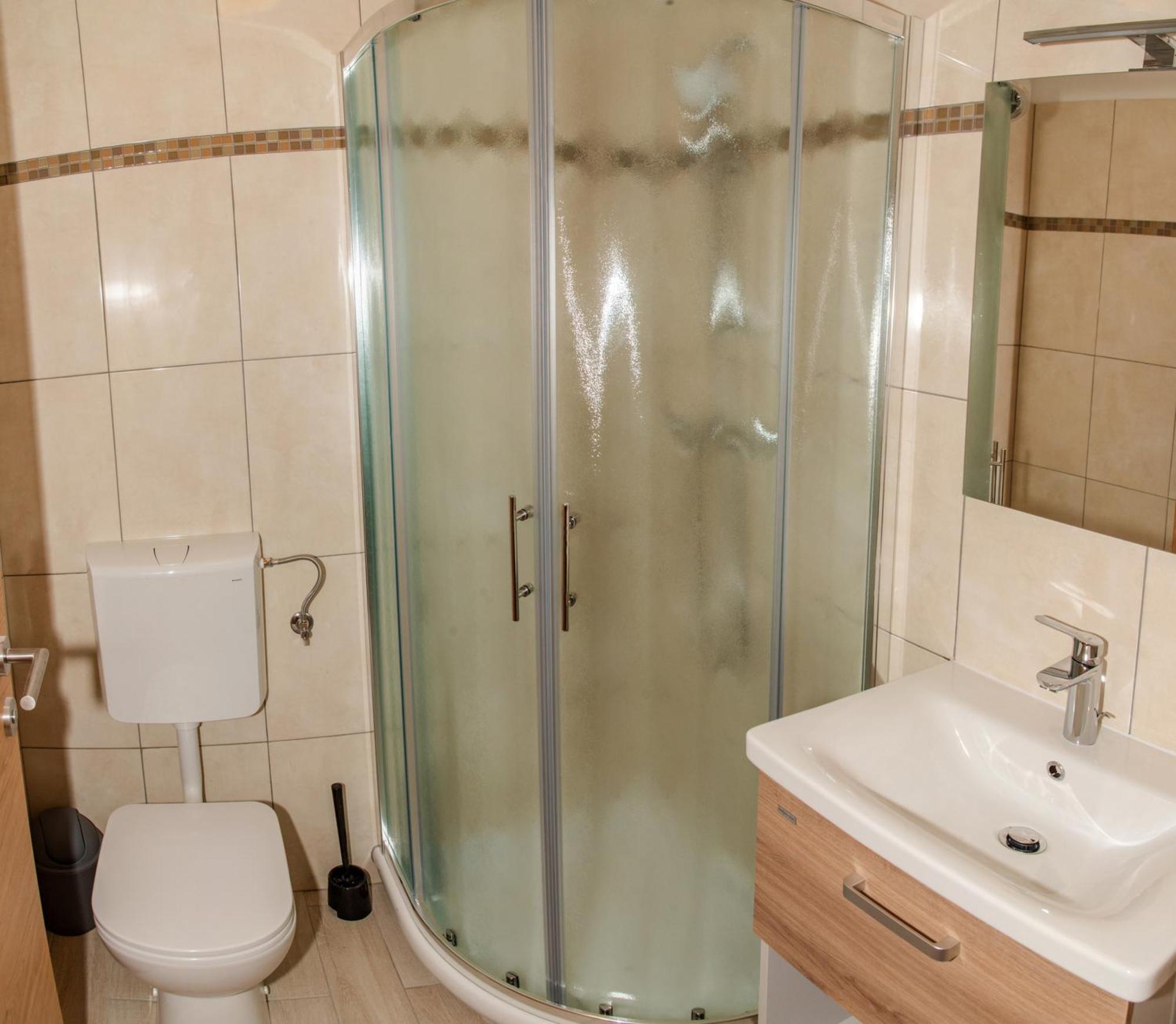 Apartmaji Tinta Kanal Екстер'єр фото