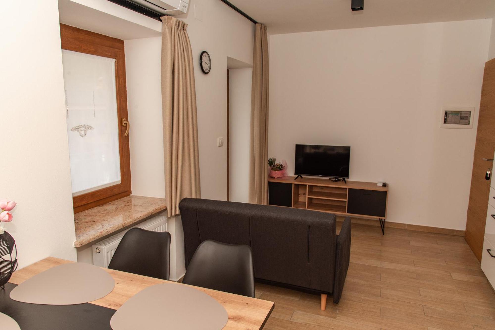 Apartmaji Tinta Kanal Екстер'єр фото